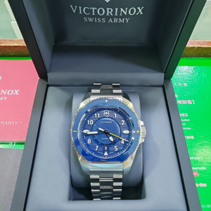 Victorinox Swiss Army 242010 Journey 1884 Automatic Swiss Made Watch