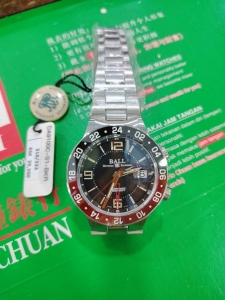 Ball Roadmaster M Model A (41mm) DA9100C-S1-BKR Mechanical Alarm Rainbow Micro Gas Tubes