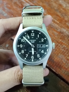 Seiko 5 Sports SRPG35K1 Field Sports Style Military Nato Beige Nylon 39mm Automatic