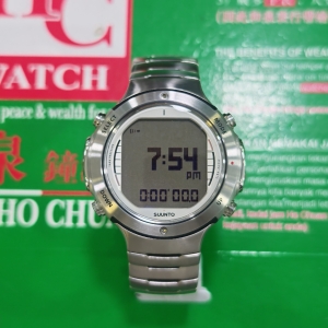 Suunto D6i SUSS018400000 Dive Computer Professional Diver Stainless Steel Watch